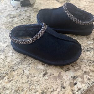 UGG Tasman Kids Navy Blue Suede Slip-On Slippers